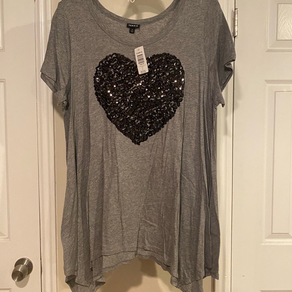 Gray T-shirt with black heart